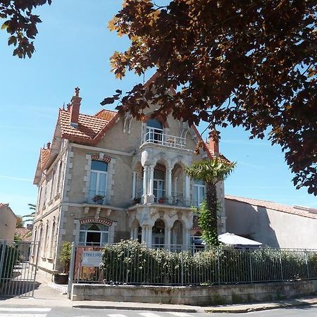 Chambres d'Hôtes L'Insulaire Saint-Denis-dʼOléron Exterior foto